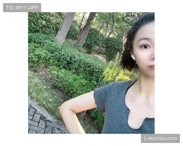杜丽退役后住别墅养狗,每天五点起床跑步,这自律谁顶得住 杜丽退役后住别墅养狗,每天五点起床跑步,这自律谁顶得住